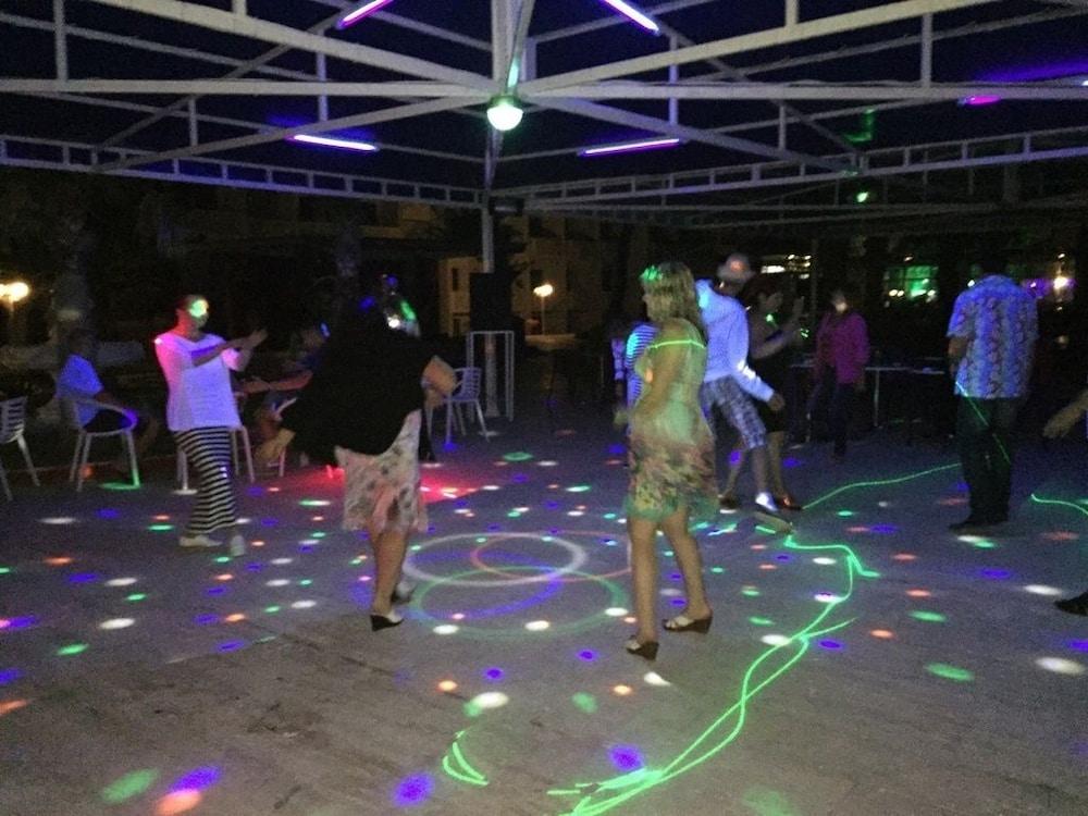 Club Hotel Rama เบลดิบี ภายนอก รูปภาพ
