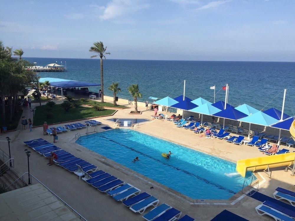 Club Hotel Rama เบลดิบี ภายนอก รูปภาพ